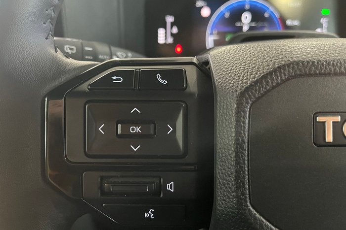 2025 Toyota Landcruiser Prado GXL