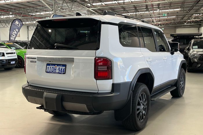 2025 Toyota Landcruiser Prado GXL