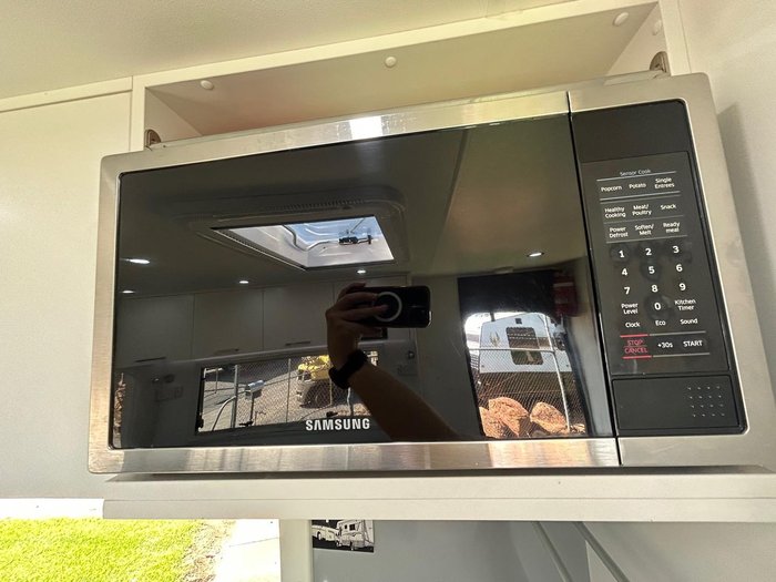 2018 New Age Caravans Big Red Deluxe