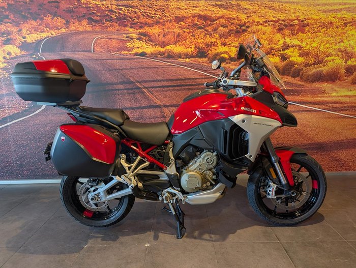 2023 Ducati Multistrada V4S Multistrada Red