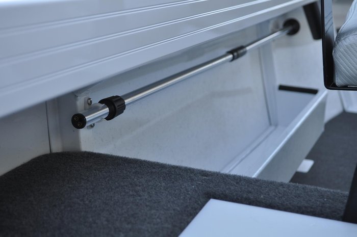 2026 Stacer 449 Outlaw Side Console