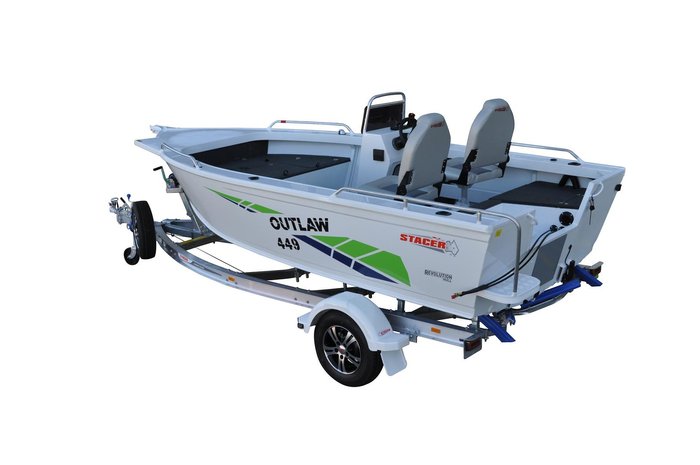 2026 Stacer 449 Outlaw Side Console