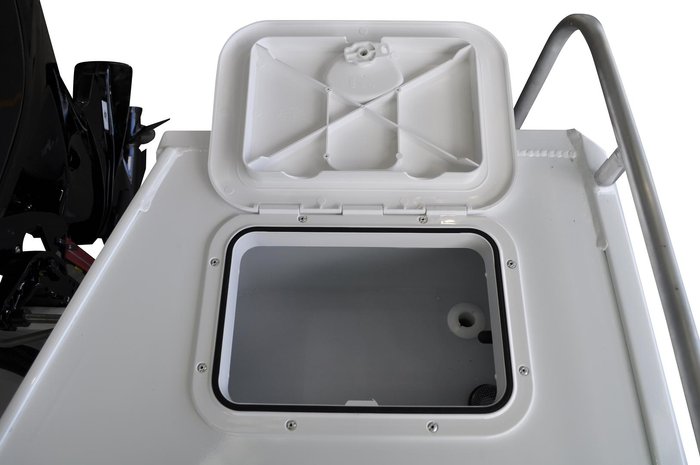 2026 Stacer 469 Outlaw Side Console