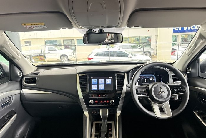 2024 Mitsubishi Pajero Sport Exceed