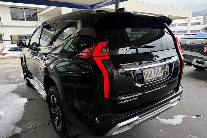 2024 Mitsubishi Pajero Sport Exceed