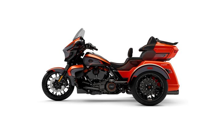 2026 Harley-Davidson CVO Street Glide 3 Limited (FLHLTSE) Trike