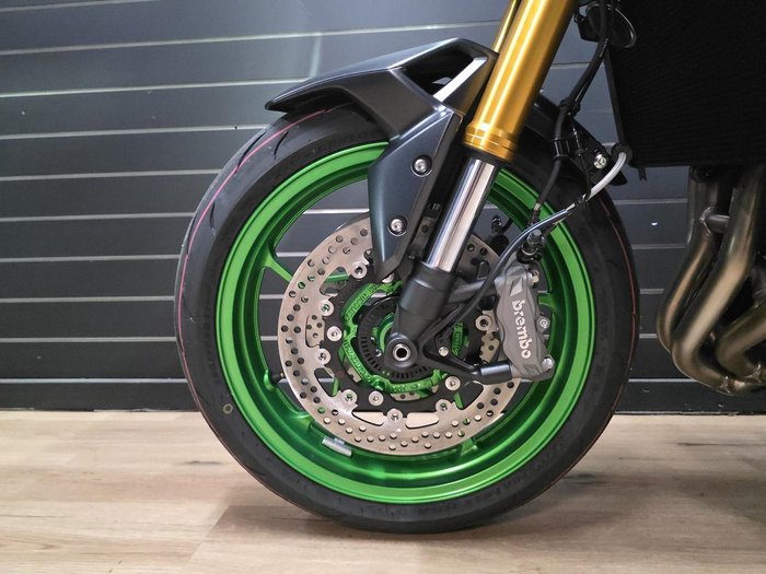 2026 Kawasaki Z900 SE Grey