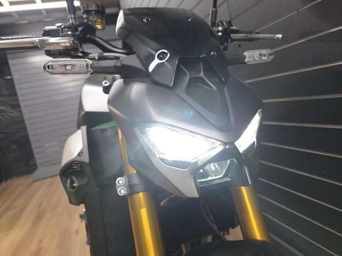 2026 Kawasaki Z900 SE Grey