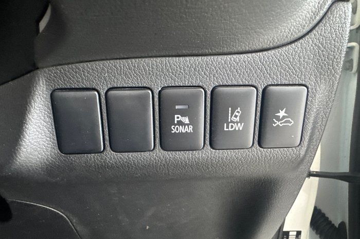 2016 Mitsubishi Outlander LS