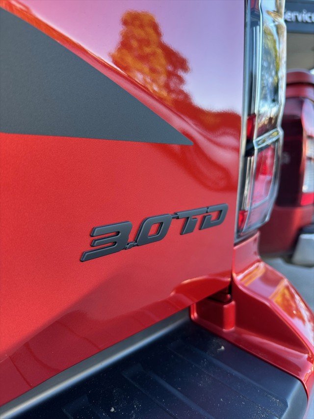 2024 Isuzu D-MAX BLADE