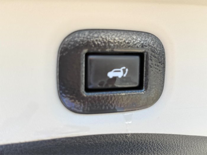 2018 NISSAN X-TRAIL Ti (4WD) T32 SERIES 2 SILVER OR CHROME