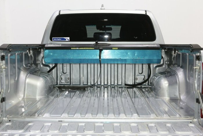 2023 Toyota Hilux SR5