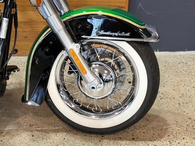 2010 HARLEY-DAVIDSON FLSTC HERITAGE SOFTAIL CLASSIC