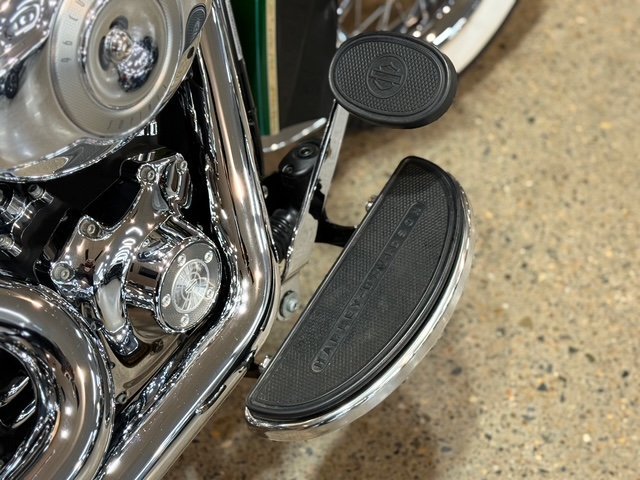 2010 HARLEY-DAVIDSON FLSTC HERITAGE SOFTAIL CLASSIC