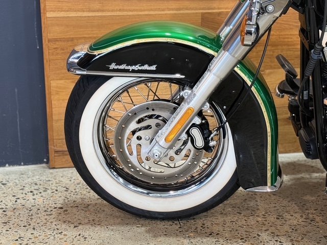 2010 HARLEY-DAVIDSON FLSTC HERITAGE SOFTAIL CLASSIC