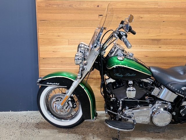 2010 HARLEY-DAVIDSON FLSTC HERITAGE SOFTAIL CLASSIC