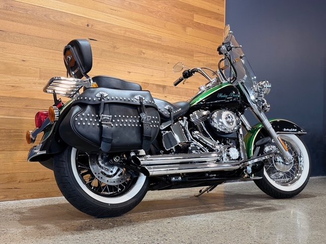 2010 HARLEY-DAVIDSON FLSTC HERITAGE SOFTAIL CLASSIC