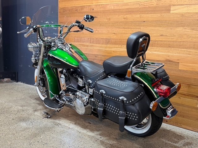 2010 HARLEY-DAVIDSON FLSTC HERITAGE SOFTAIL CLASSIC