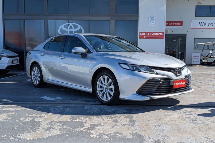 2019 Toyota Camry Ascent