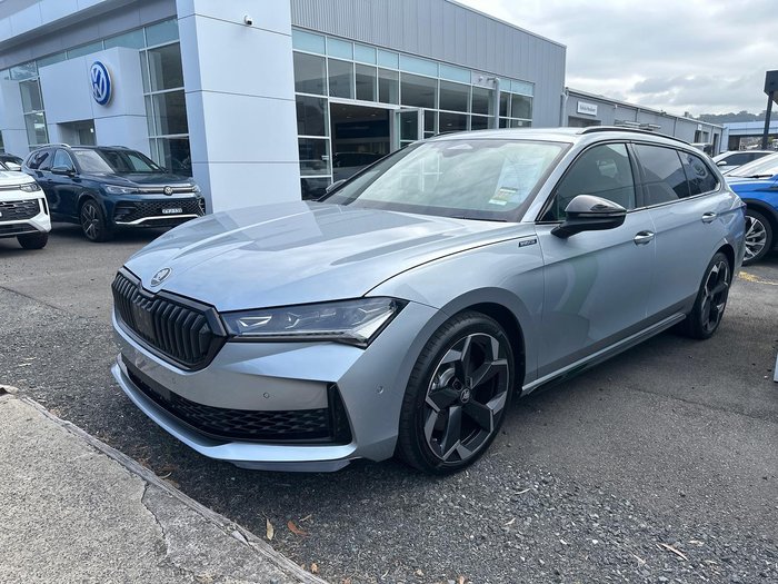 2025 SKODA Superb 195TSI Sportline