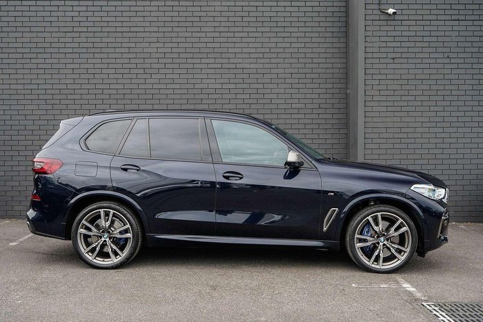 2021 BMW X5 M50i