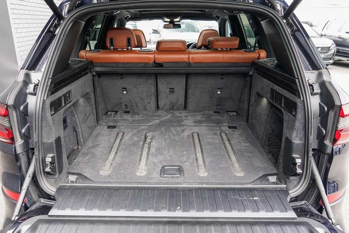 2021 BMW X5 M50i