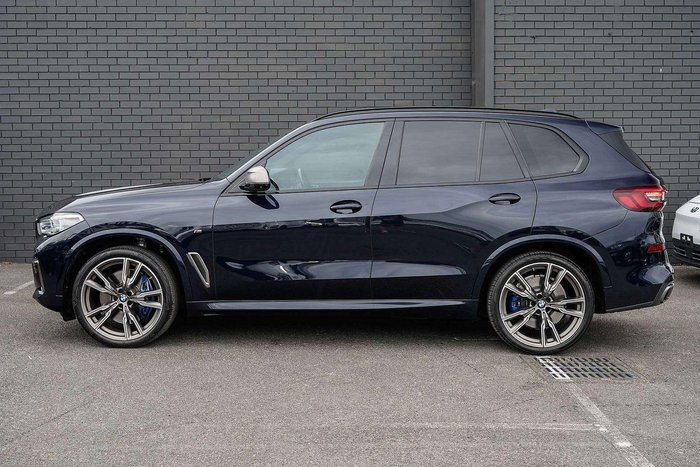2021 BMW X5 M50i