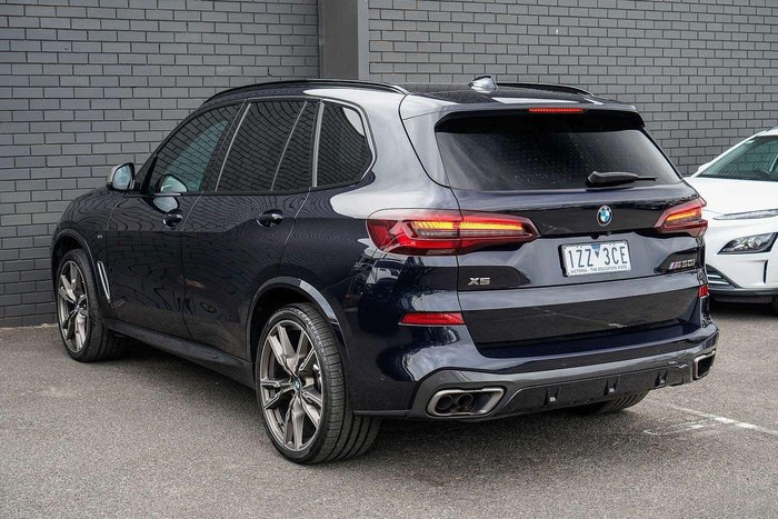 2021 BMW X5 M50i