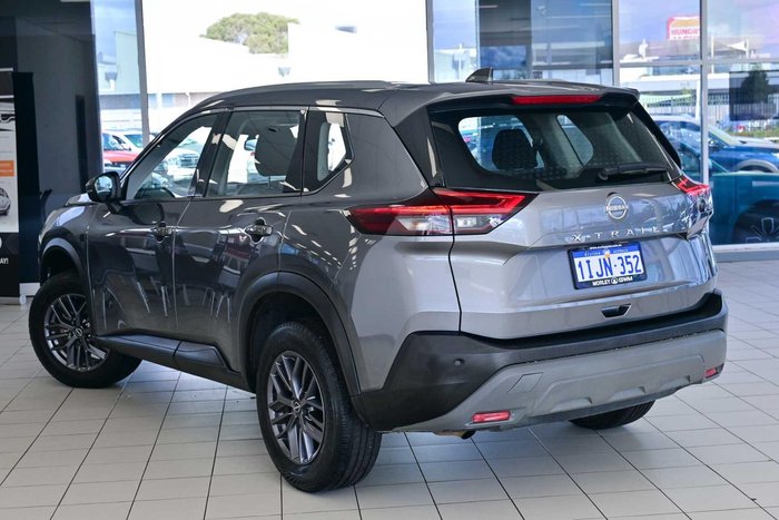 2024 Nissan X-TRAIL ST