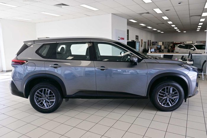 2024 Nissan X-TRAIL ST