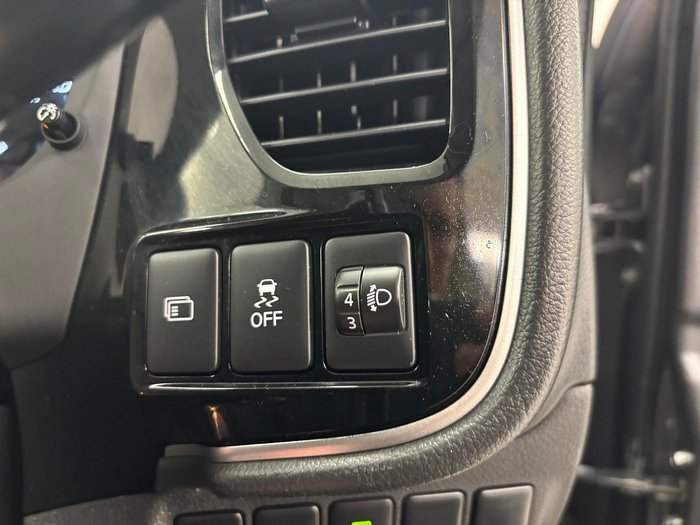 2017 Mitsubishi Outlander LS Safety Pack ZK MY17 4X4 On Demand Titanium
