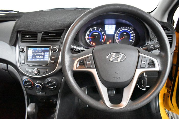 2017 Hyundai Accent Active