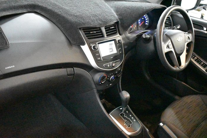 2017 Hyundai Accent Active