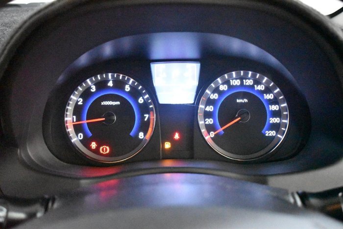 2017 Hyundai Accent Active