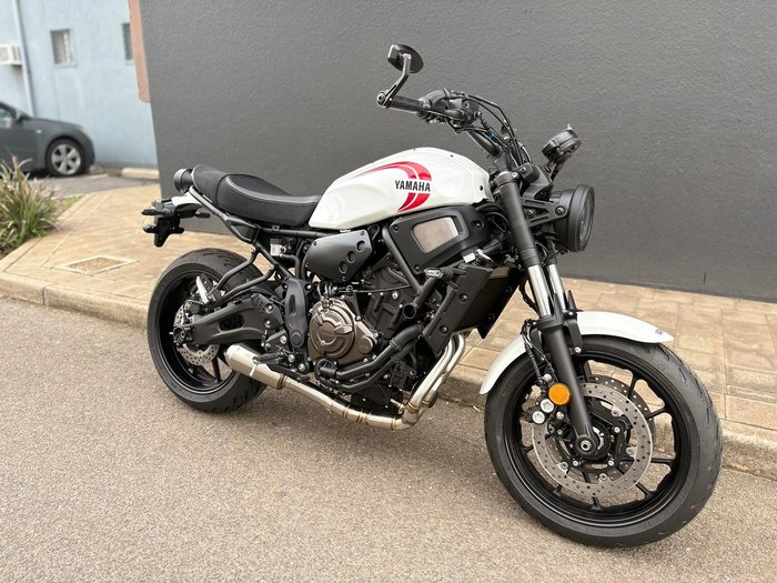 2025 Yamaha XSR700 (MTM660LA)