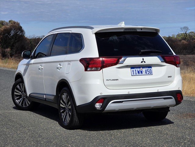 2019 Mitsubishi Outlander LS