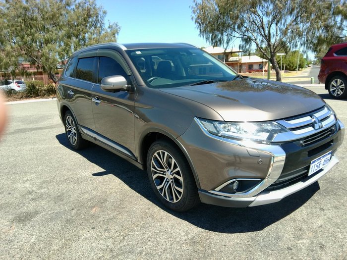 2018 Mitsubishi Outlander Exceed
