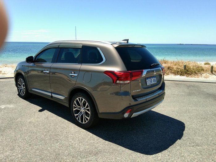 2018 Mitsubishi Outlander Exceed