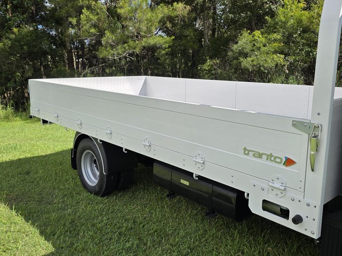 2025 Fuso Canter 615 WHITE