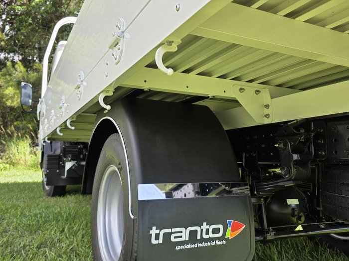 2025 Fuso Canter 615 WHITE