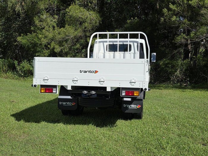 2025 Fuso Canter 615 WHITE