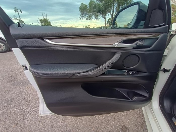 2015 BMW X5 xDrive30d F15 4X4 Constant Alpine White