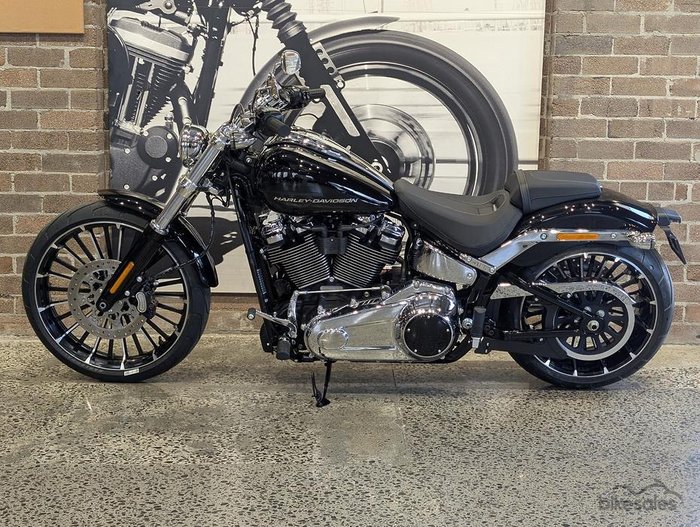 2025 Harley-Davidson Breakout 117 (FXBR) Softail Black