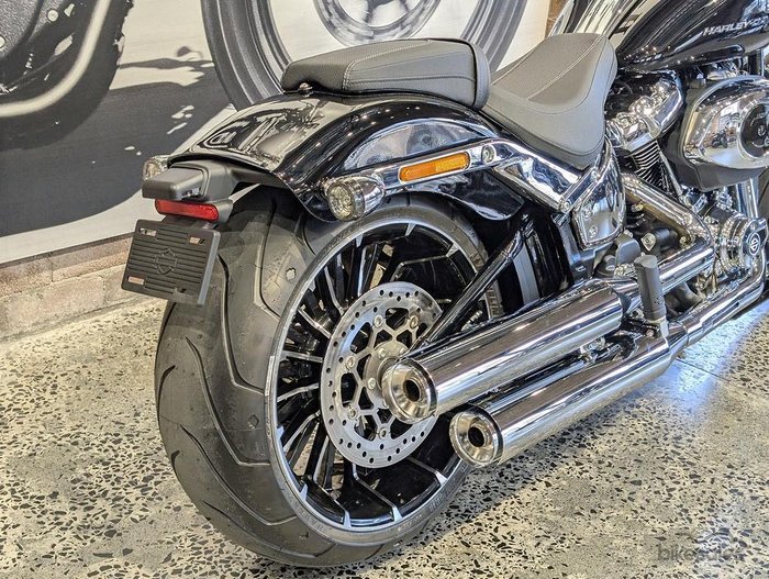 2025 Harley-Davidson Breakout 117 (FXBR) Softail Black