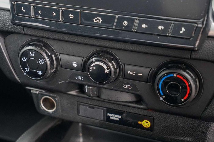 2023 Mazda BT-50 XT