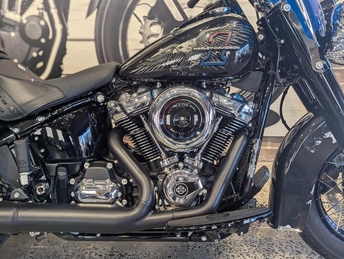 2026 Harley-Davidson Heritage Classic 117 (FLHC)