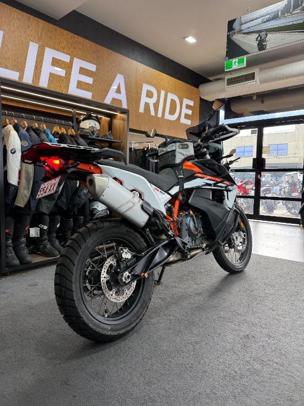 2022 Ktm 890 ADVENTURE R Orange