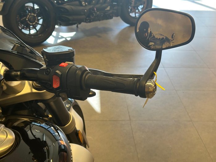 2021 Triumph Rocket 3 R Rocket Black