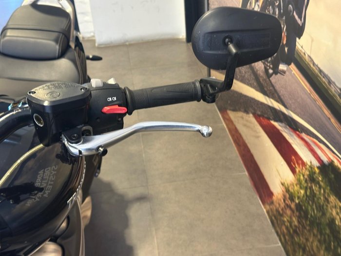 2021 Triumph Rocket 3 R Rocket Black