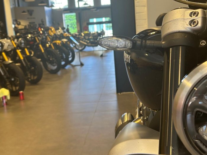 2021 Triumph Rocket 3 R Rocket Black